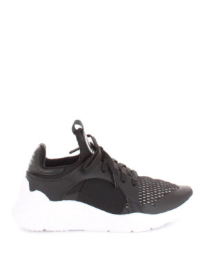 MCQ: sneakers - Sneaker Gishiki