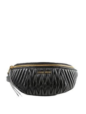 MIU MIU: marsupi - Marsupio nero in nappa matelassé