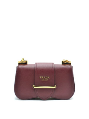 PRADA: Schultertaschen - Schultertasche - Bordeaux