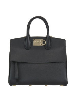 SALVATORE FERRAGAMO: bauletti - Borsa Studio in pelle nera
