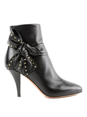 VALENTINO GARAVANI: tronchetti - Stivaletti alti in pelle con fiocco Rockstud