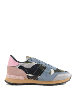 VALENTINO GARAVANI: sneakers - Sneaker in pelle camouflage con borchiette