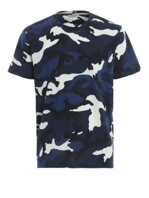 VALENTINO: t-shirt - T-shirt in cotone stampa camouflage blu