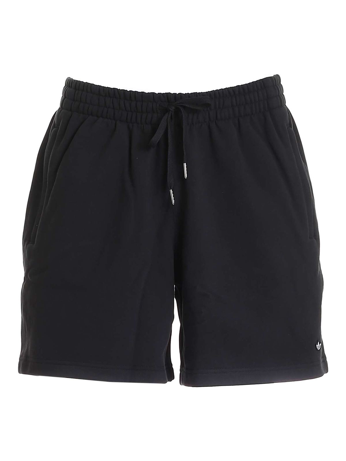 ADIDAS ORIGINALS PREMIUM BERMUDA SHORTS IN BLACK