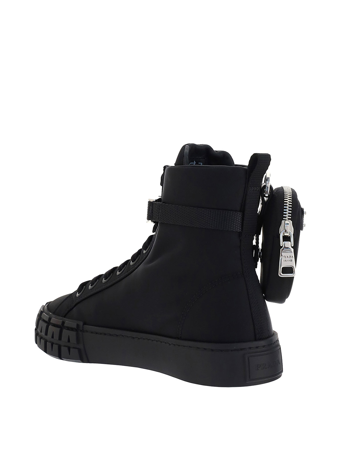 prada cassetta