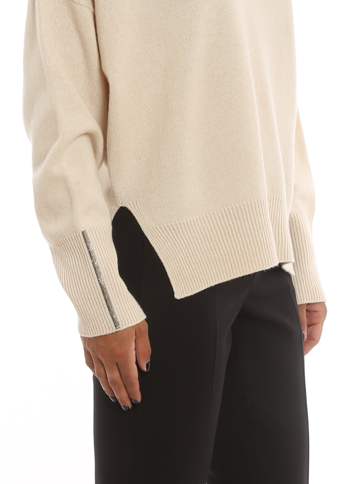 V necks Peserico - Embellished cuff sweater - S99765F07K09018441