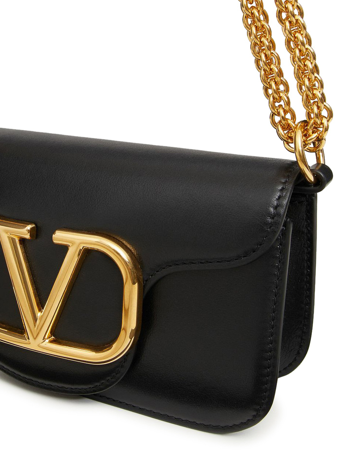 barbering hvede Sætte Cross body bags Valentino Garavani - Leather bag with gold logo and chain -  2W2B0K53ZXL0NO