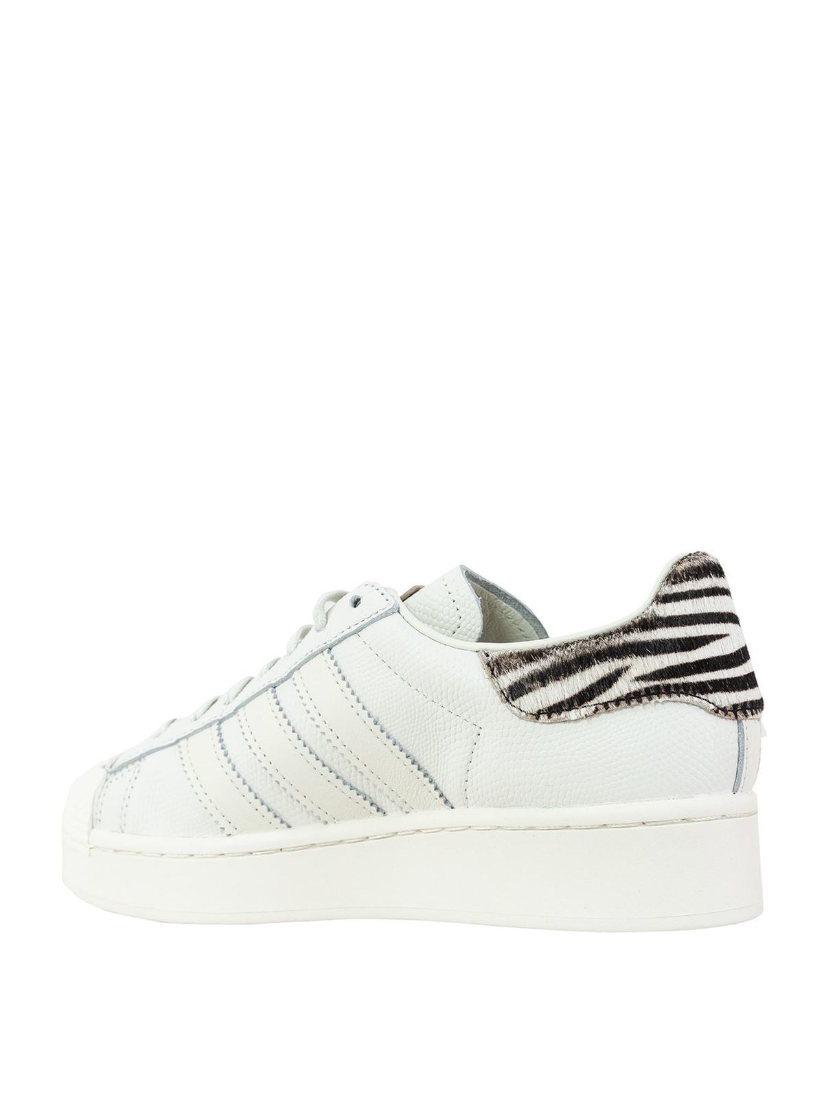 excelleren Overwinnen fiets Trainers Adidas Originals - Superstar Bold sneakers in white and animalie -  FV3458