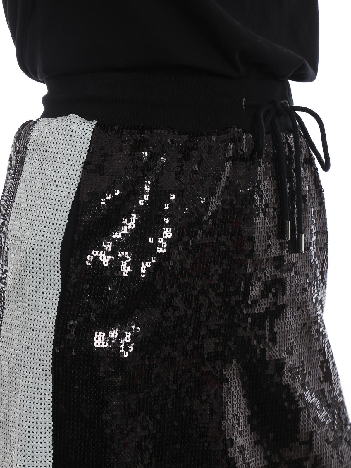 Mini skirts Alberta Ferretti - Black sequined mini skirt - J012166161555