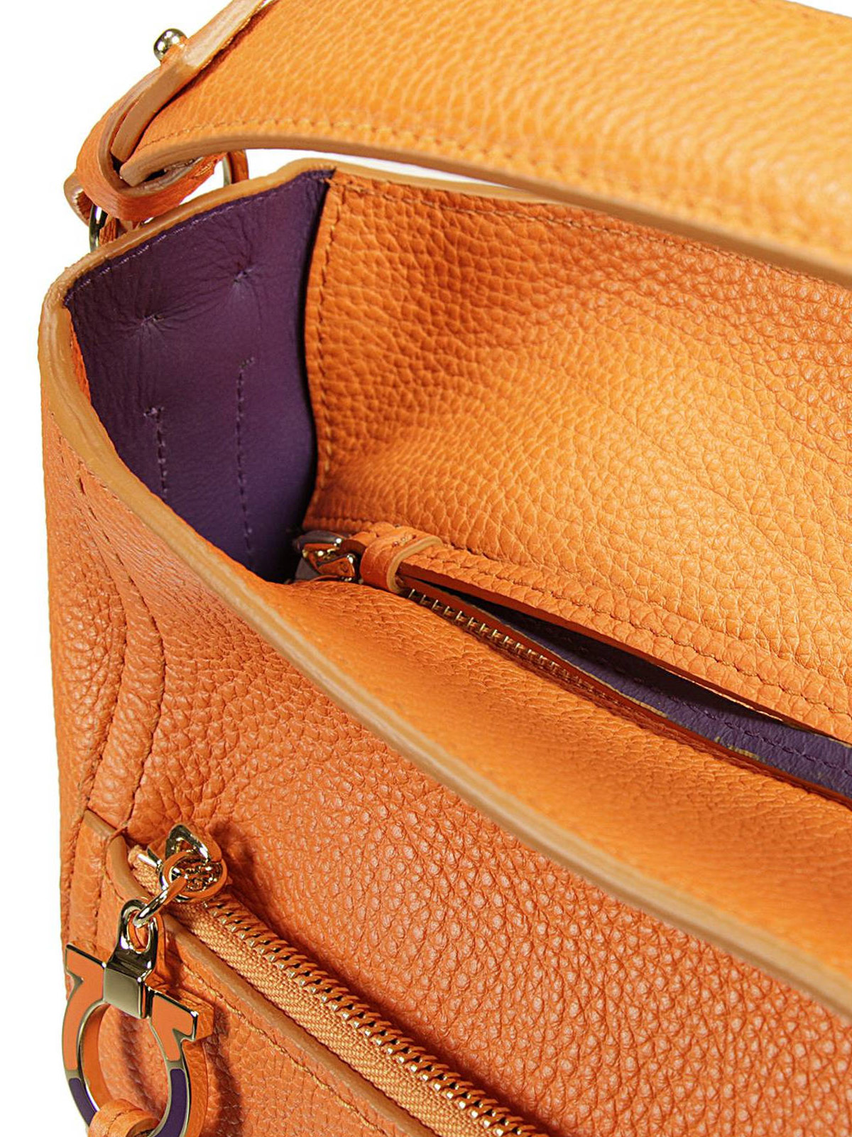 Salvatore Ferragamo - Ally hobo bag - shoulder bags - 21F574629515