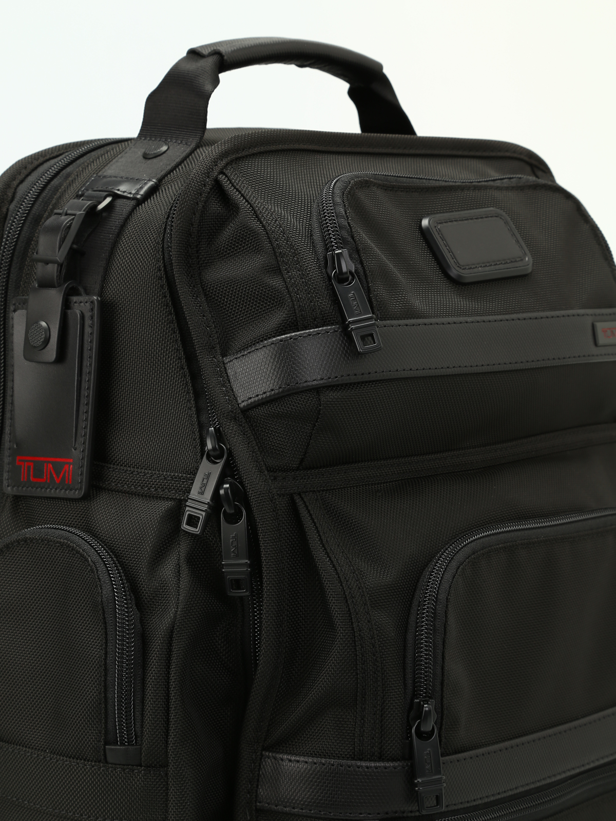 Best Laptop Bags For Business Travel Tumi | IQS Executive