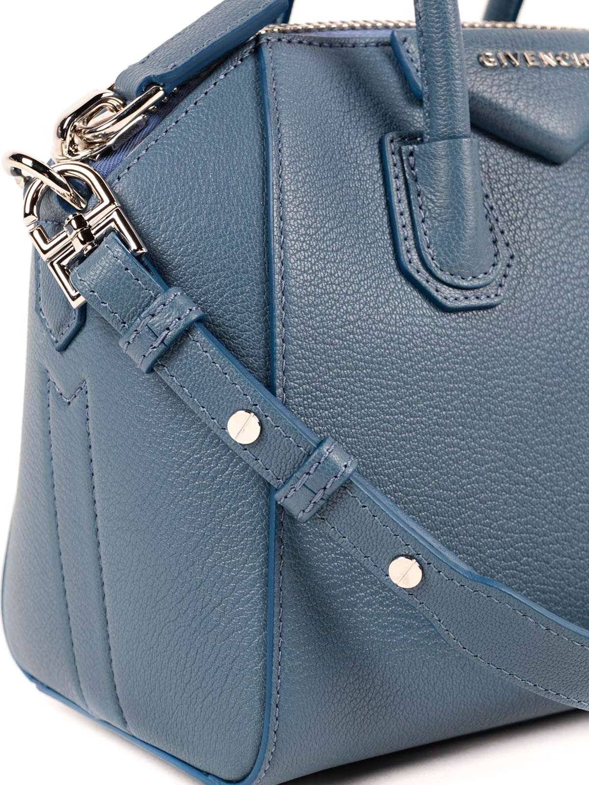 Shoulder bags Givenchy - Antigona mini shoulder bag - 5114012456