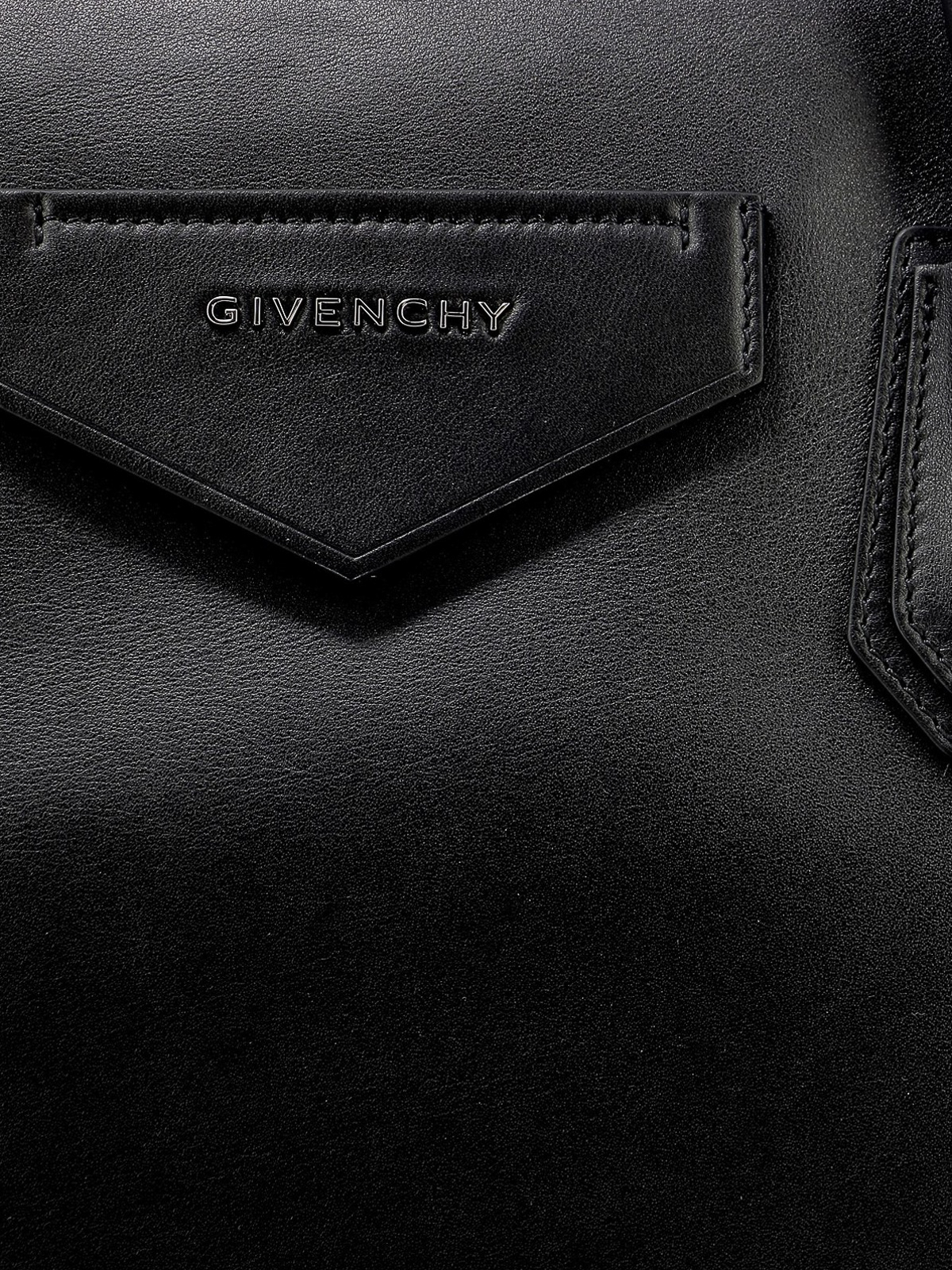 Totes bags Givenchy - Antigona Soft large bag - BB50F0B0WD001 