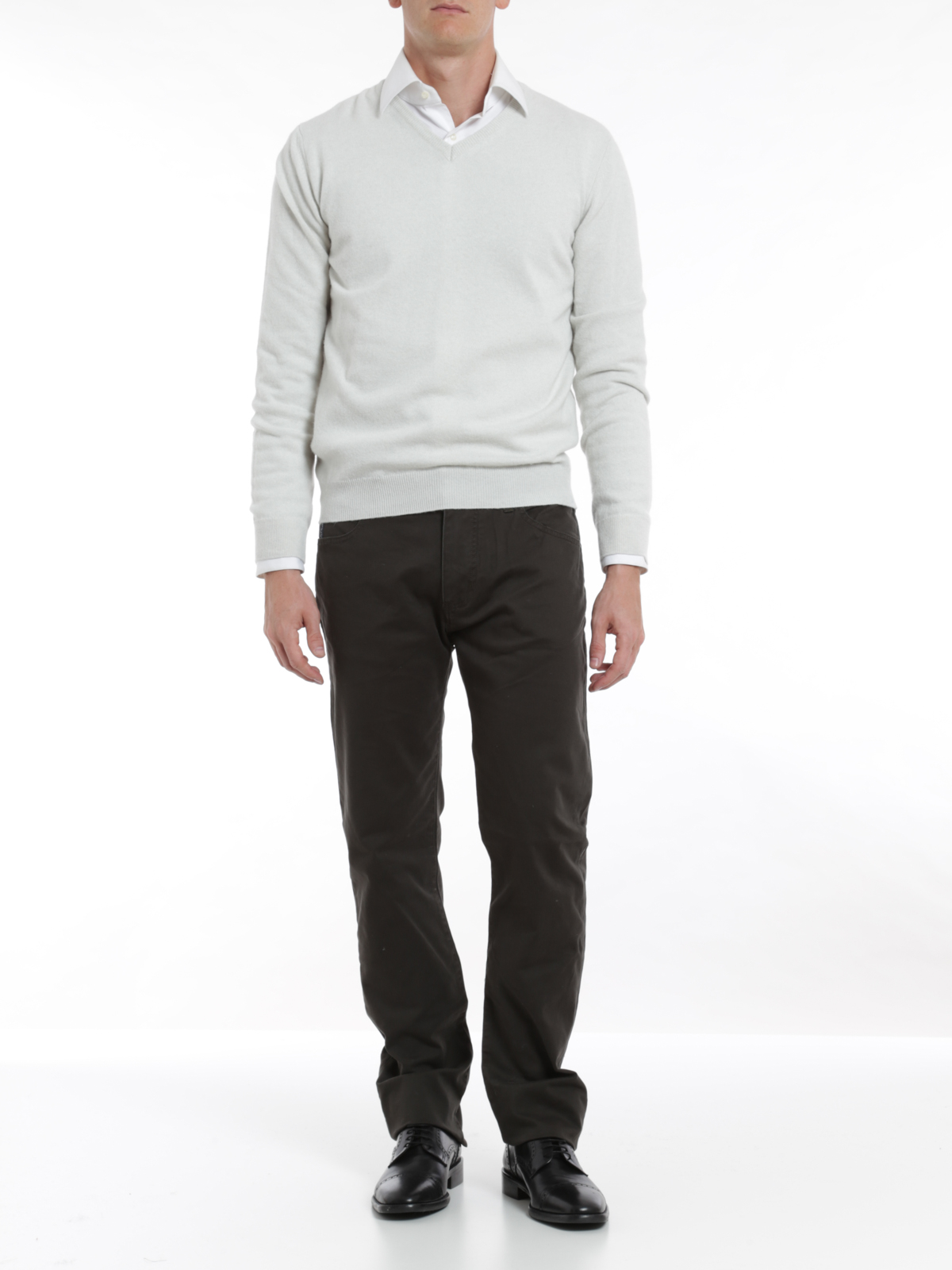 straight pocket jeans