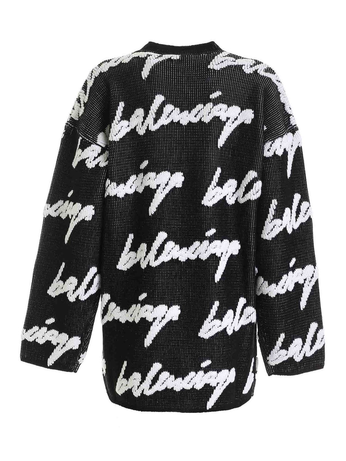 Scribble print pullover in black and white