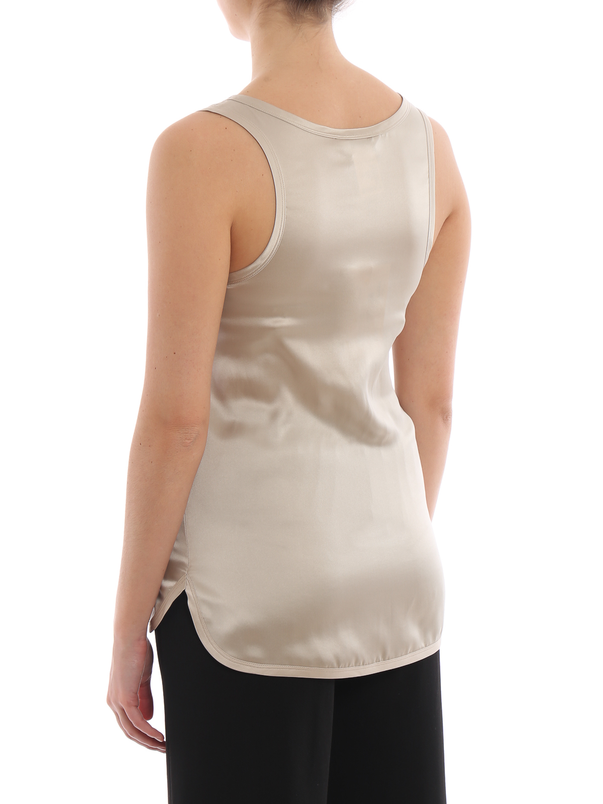 Best Nude Tops For Every Body Type - ku6ygyt