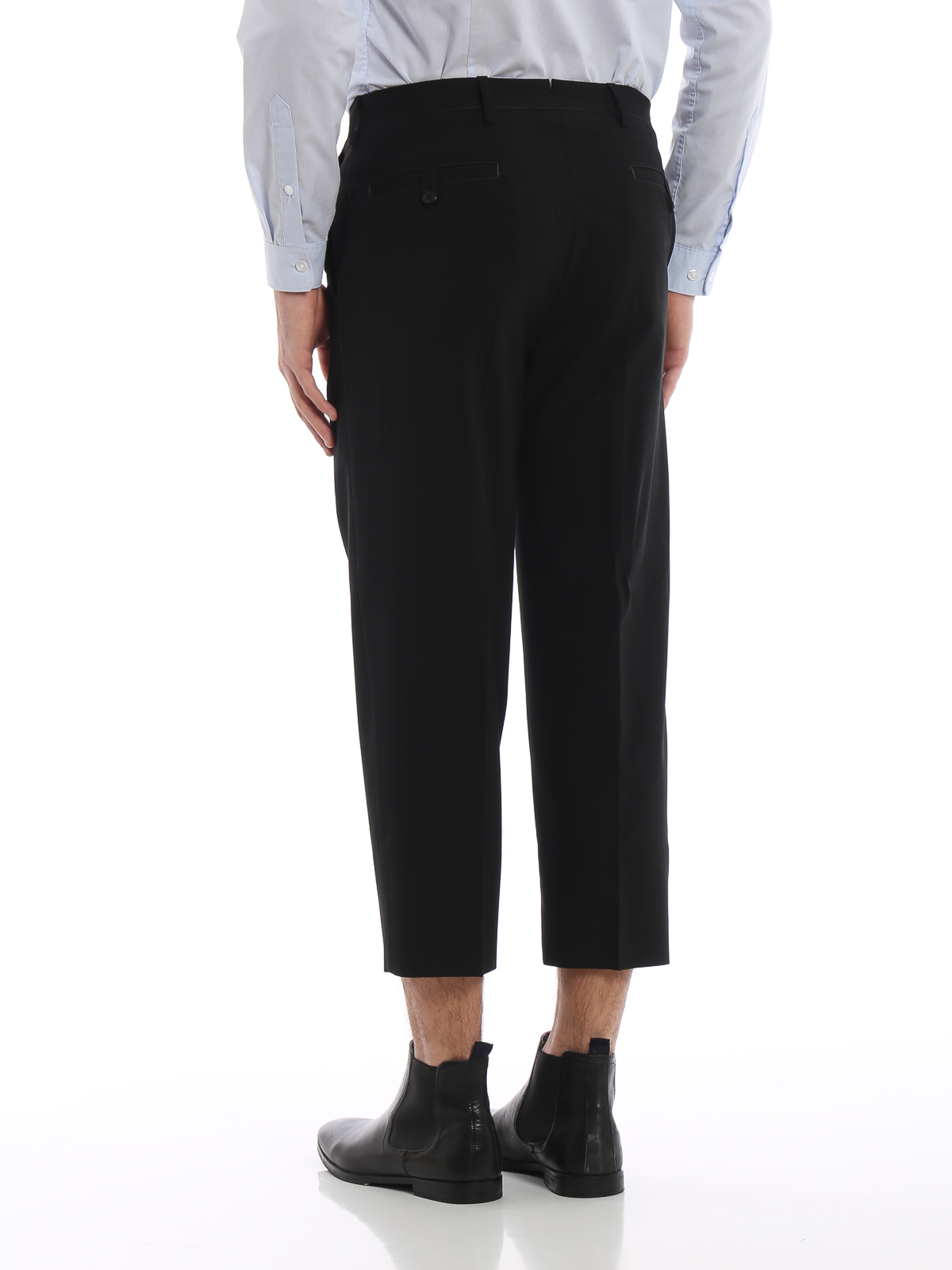 lightweight cropped trousers