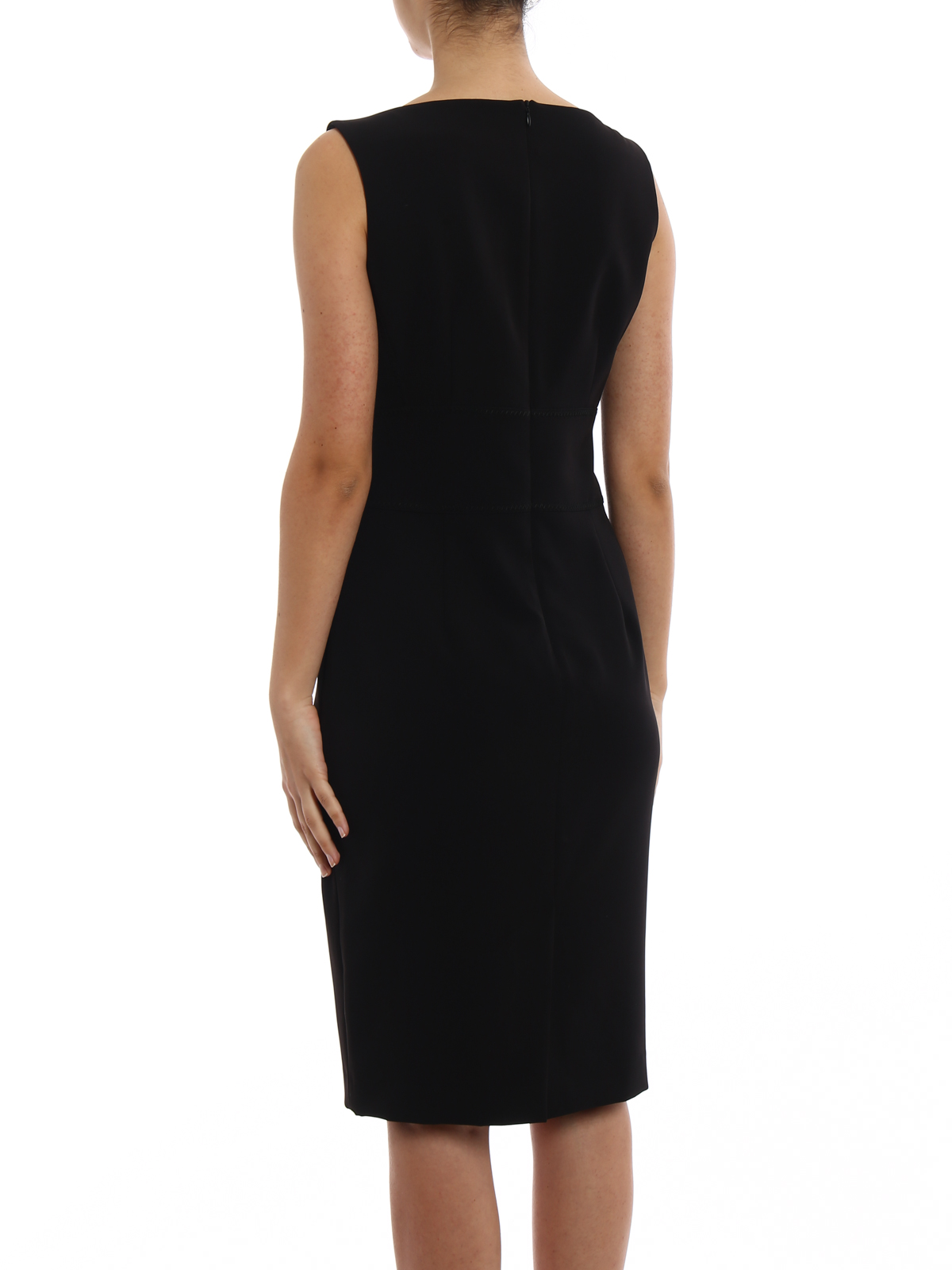 black sleeveless pencil dress