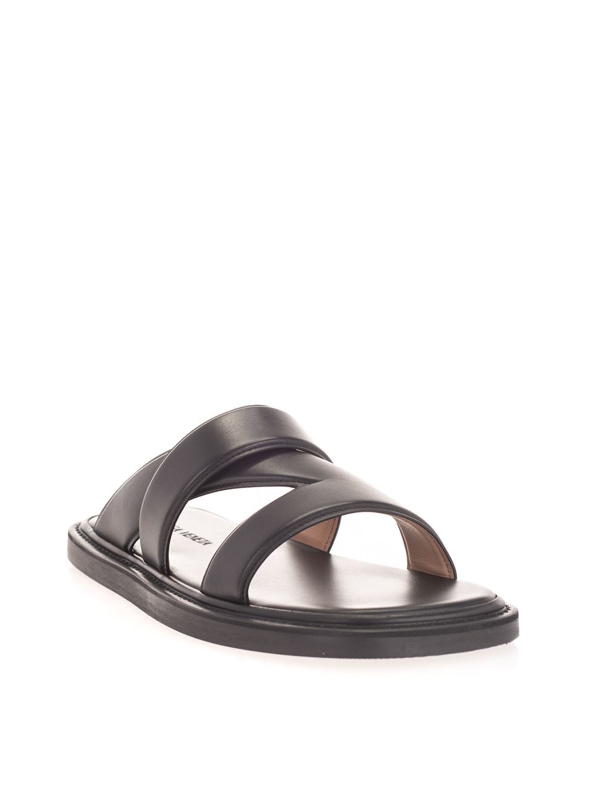 Flip flops Bottega Veneta - Woven leather slides in black - 651420VBSL01000