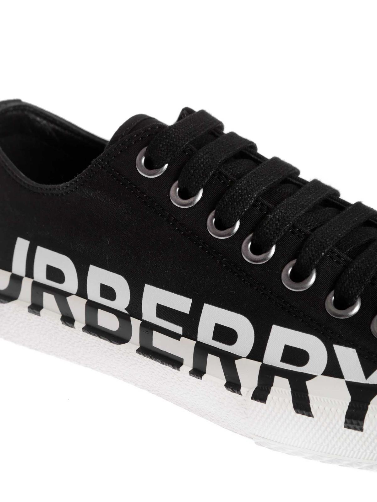 Trainers Burberry - Larkhall sneakers in black - 8018270 