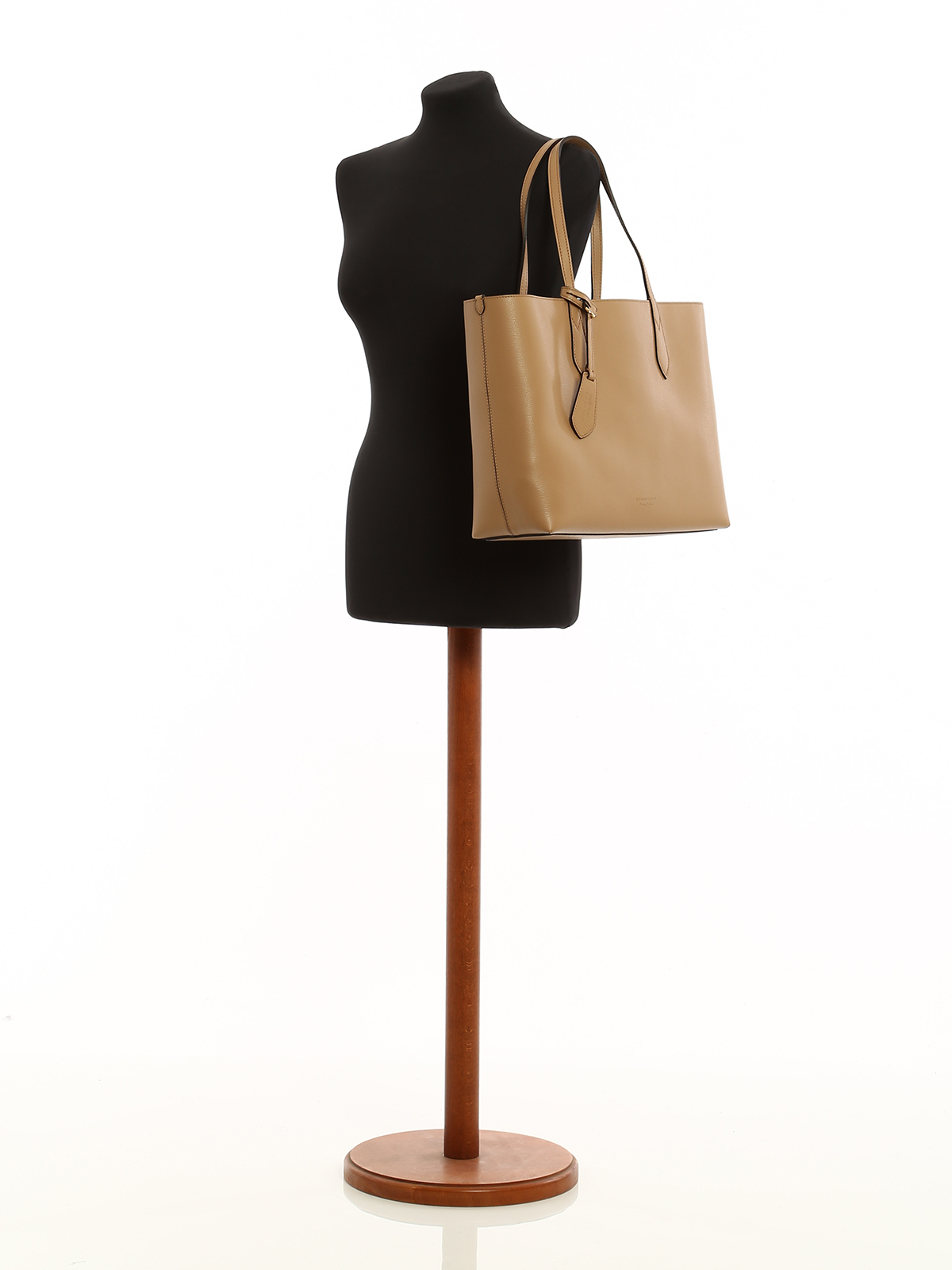 the medium reversible tote in haymarket check and leather