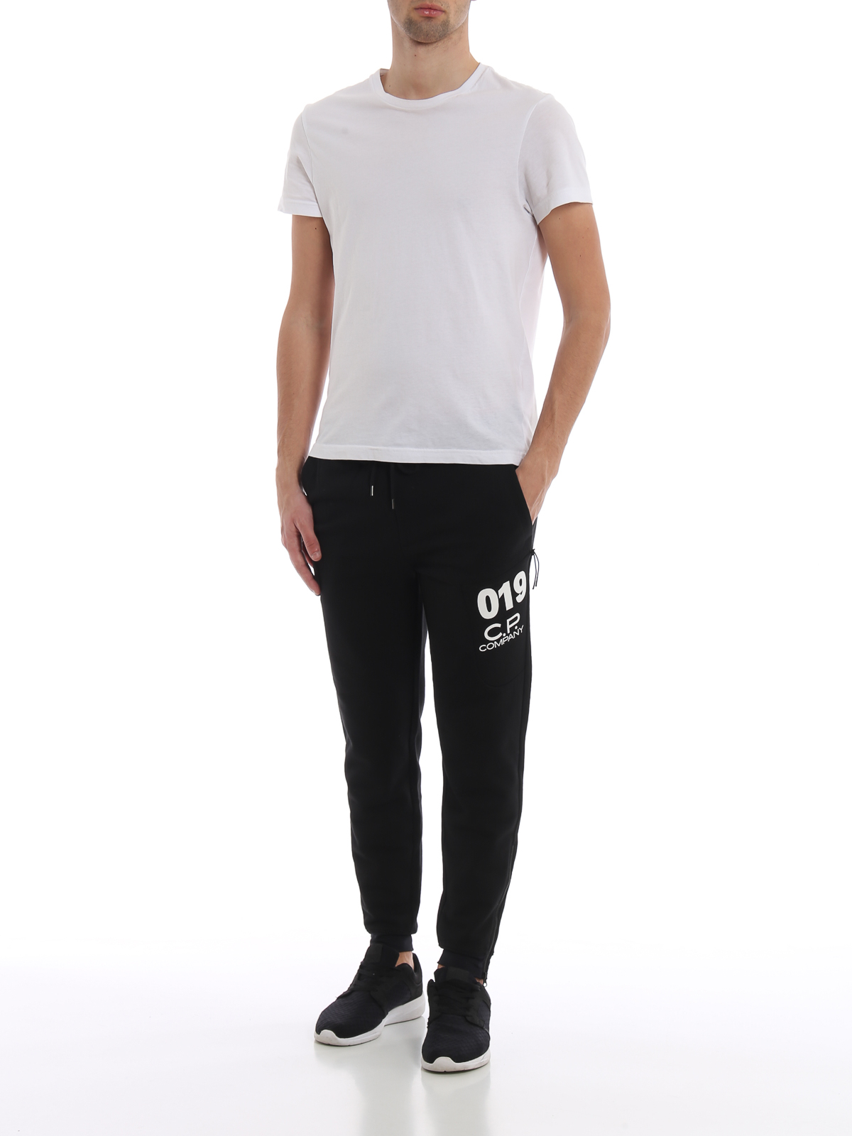 cp company black tracksuit bottoms