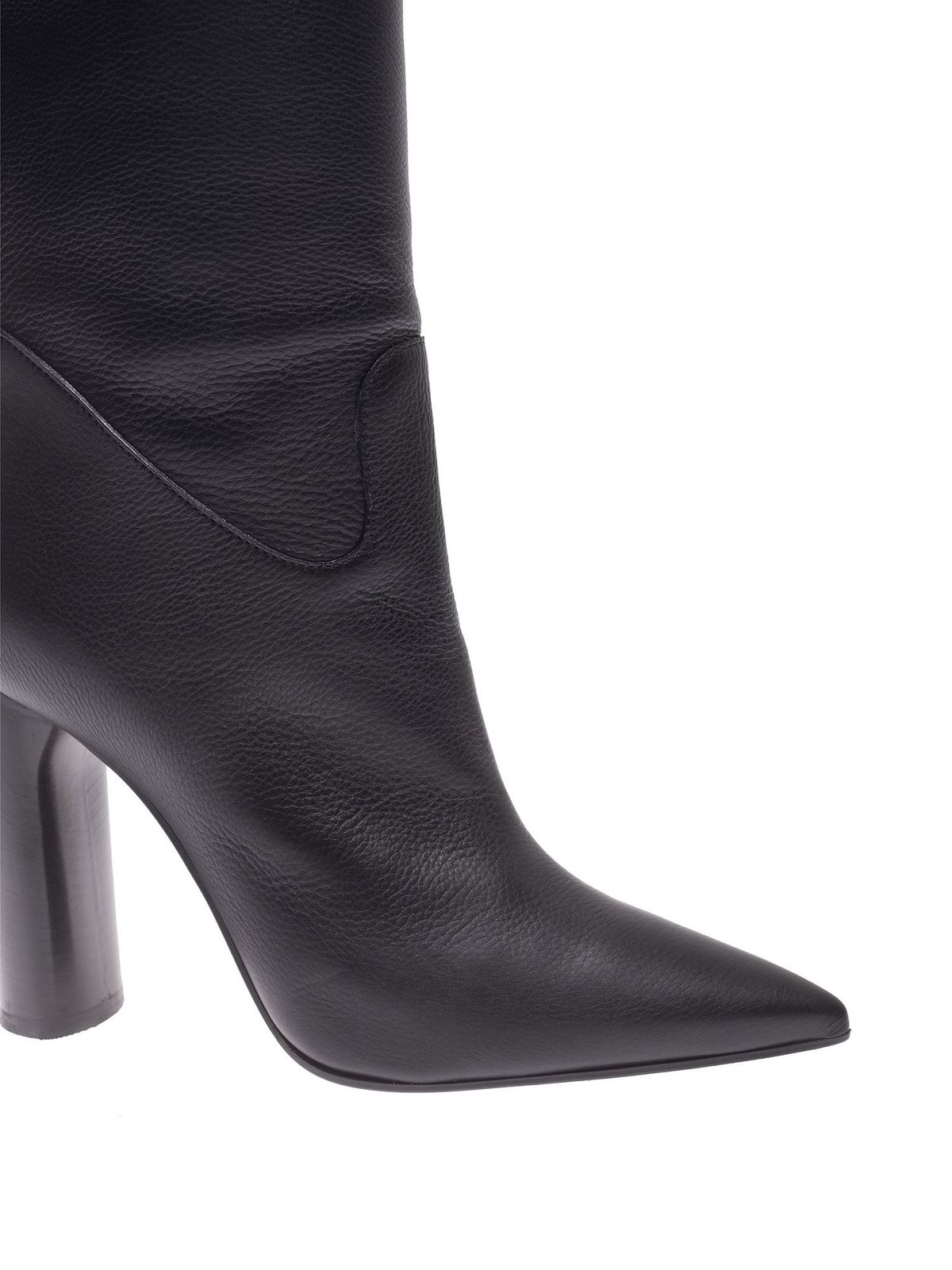 Casadei - Pointed toe boots in black - boots - 1S072R100GTANGO9000