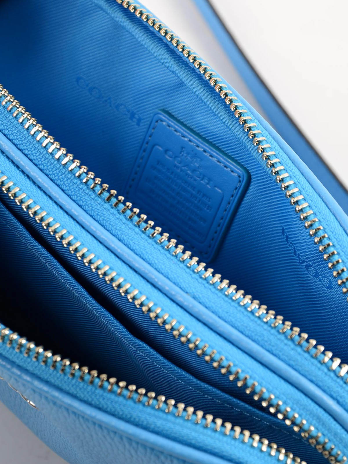 Coach - Sac Bandoulière Bleu Clair - Sacs bandoulière - 65547SVAZURE Coach - Sac Bandoulière Bleu Clair - Sacs bandoulière - 65547SVAZURE
