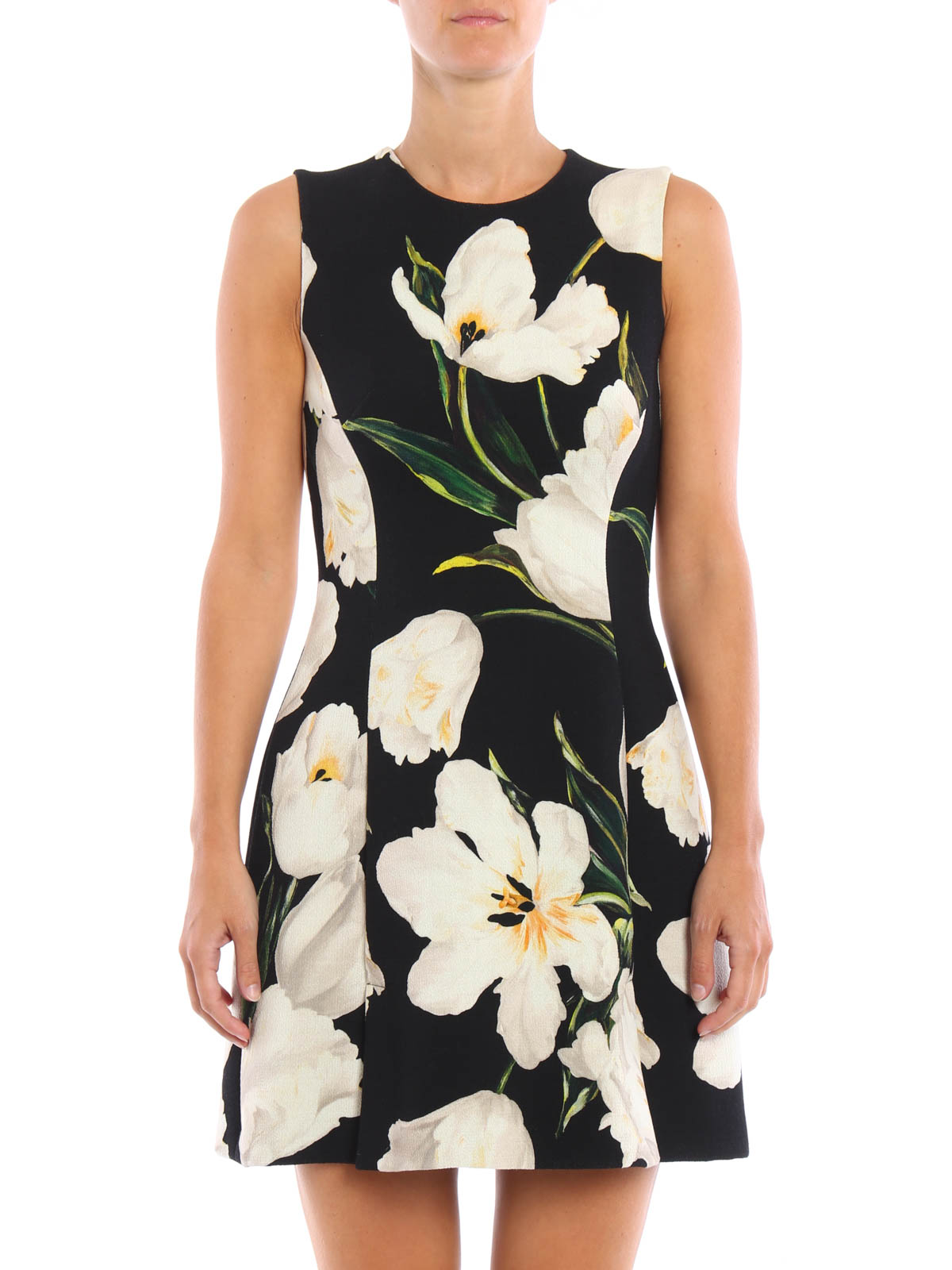 abiti bon ton