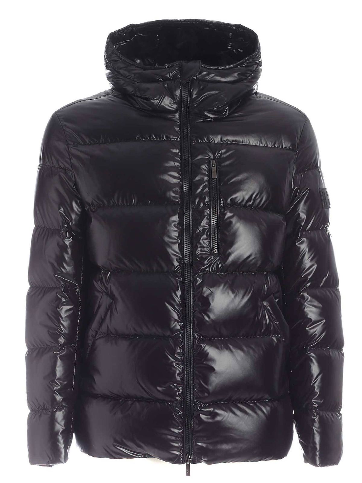 black quilted puffer jacket