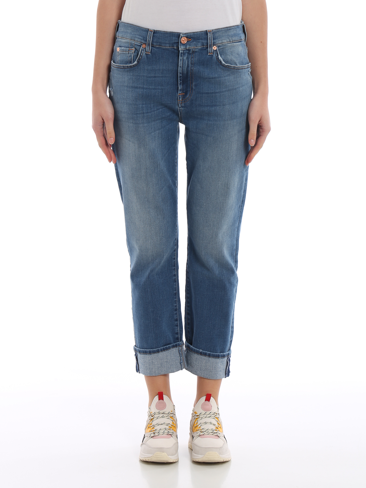 relaxed girlfriend jeans
