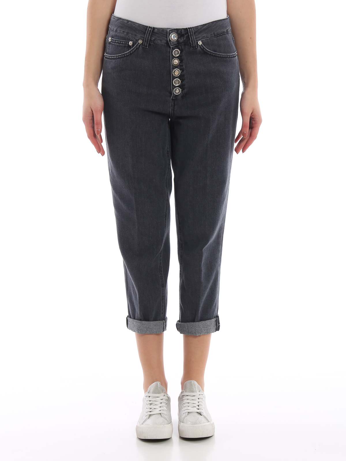 loose fit cropped jeans