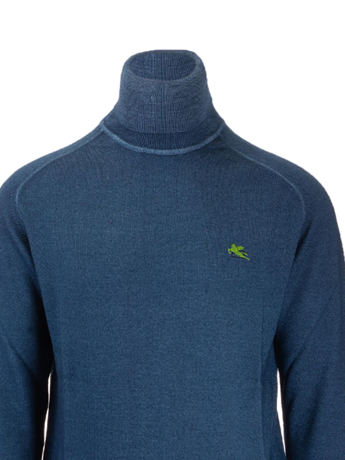 polo neck turtleneck