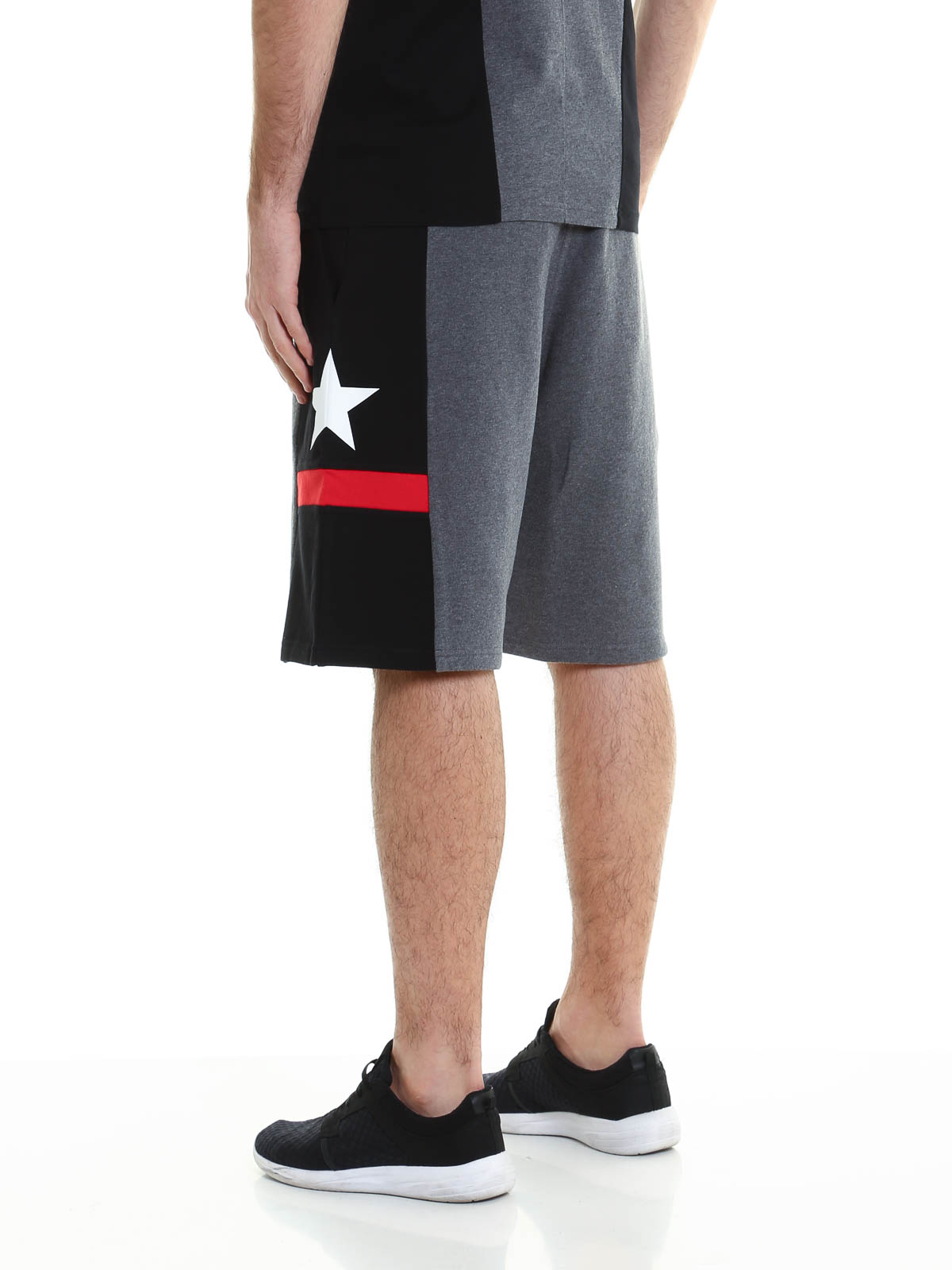 Givenchy - Star printed cotton shorts 