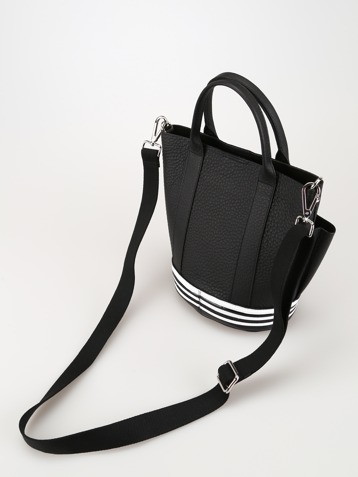 Iconic black leather small bucket bag 