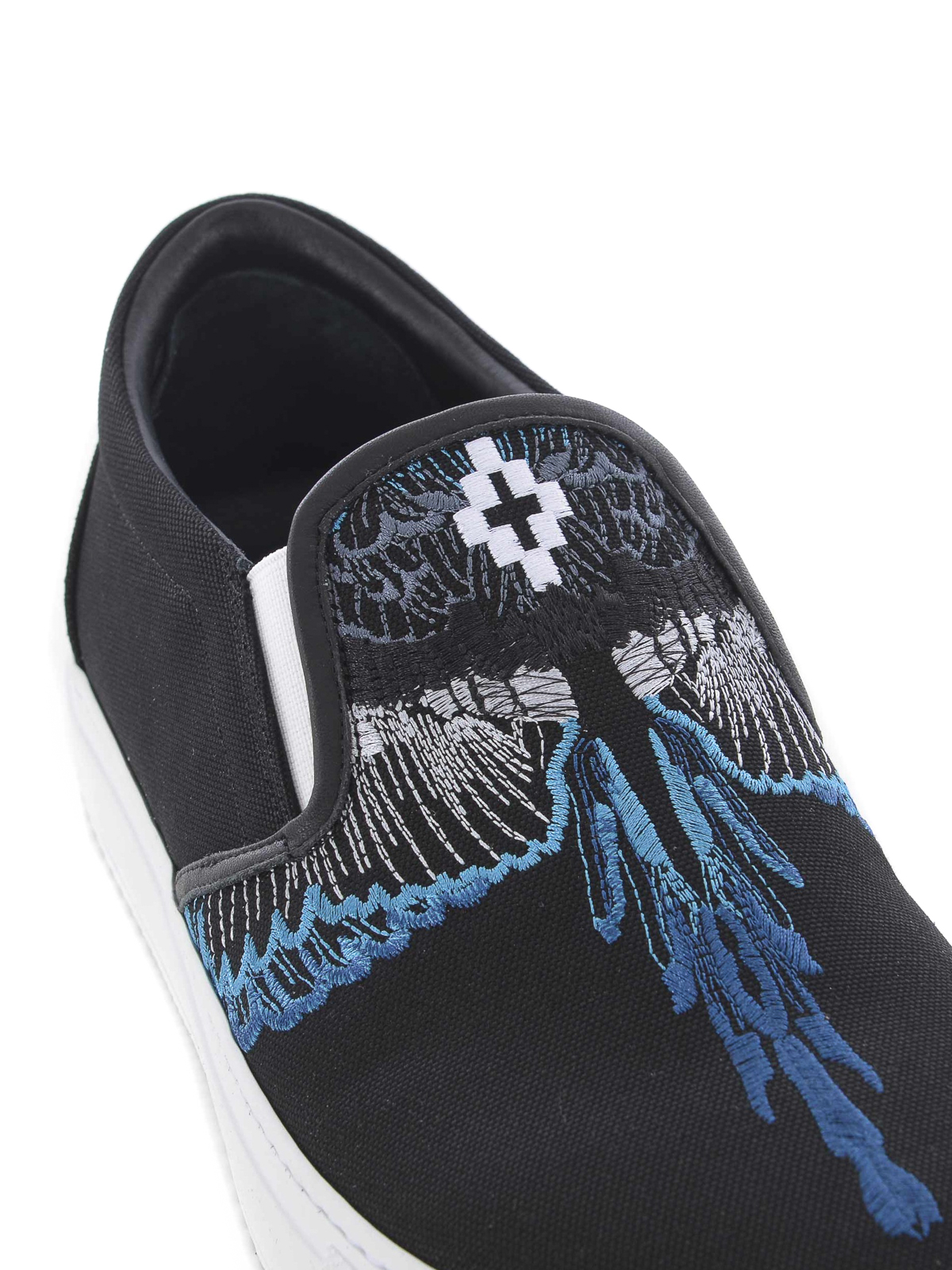 Blue wings embroidered slip on sneakers 