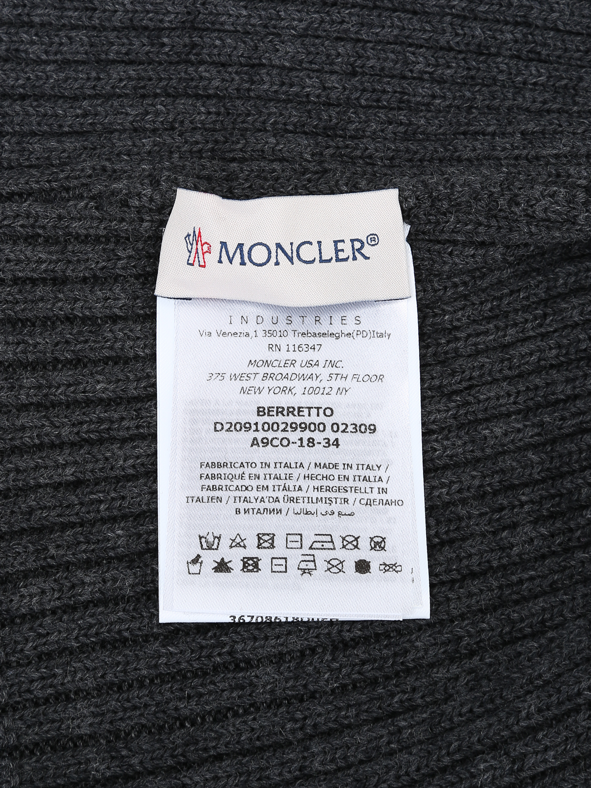 Moncler - Berretto grigio scuro in lana a coste - berretti -  D20910002990002309912