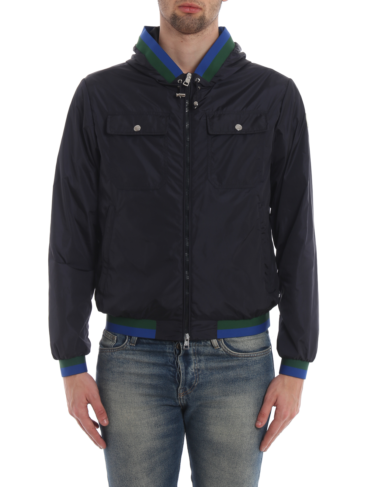 Atlin nylon jacket with two-tone edges 