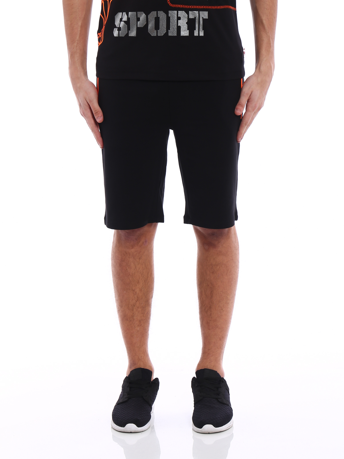 short jogging pants