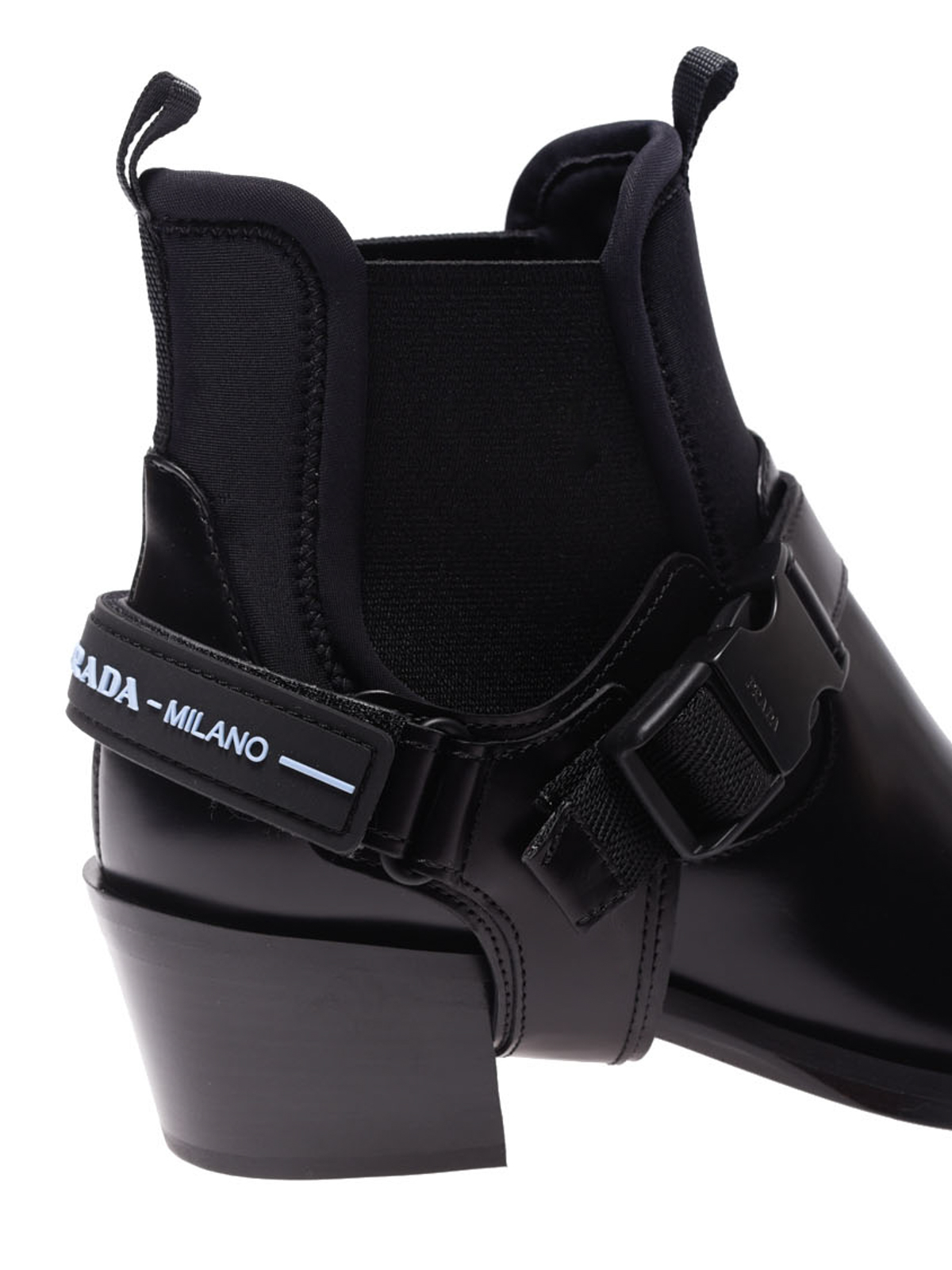 Leather ankle boots with buckle straps 