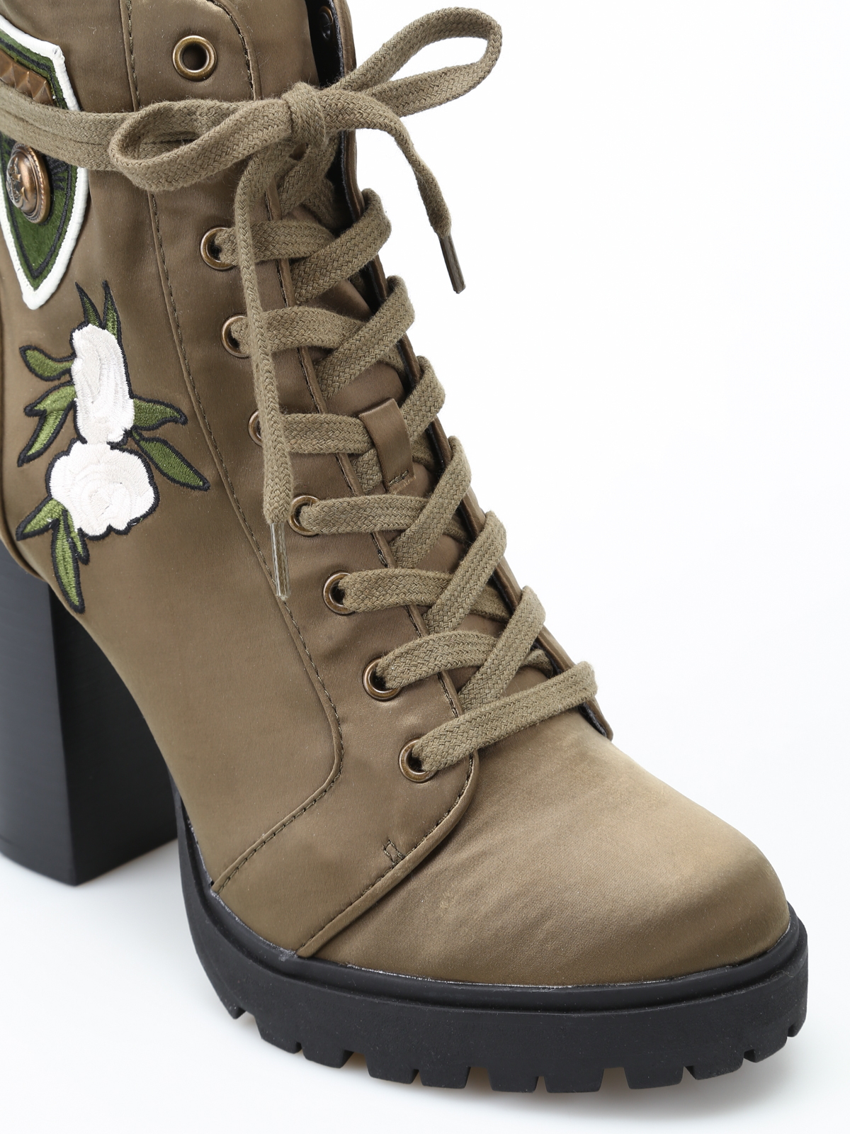 steve madden embroidered boots