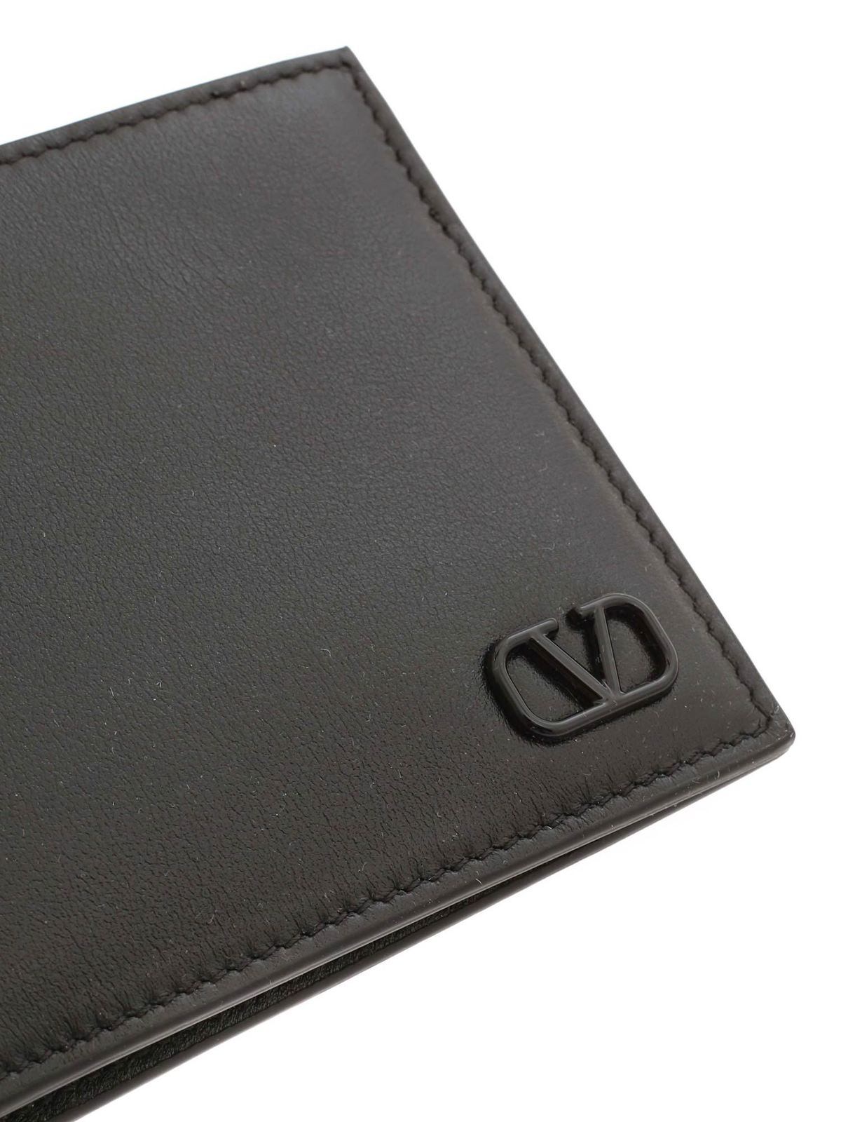 Wallets & purses Valentino Garavani - Logo wallet in black 