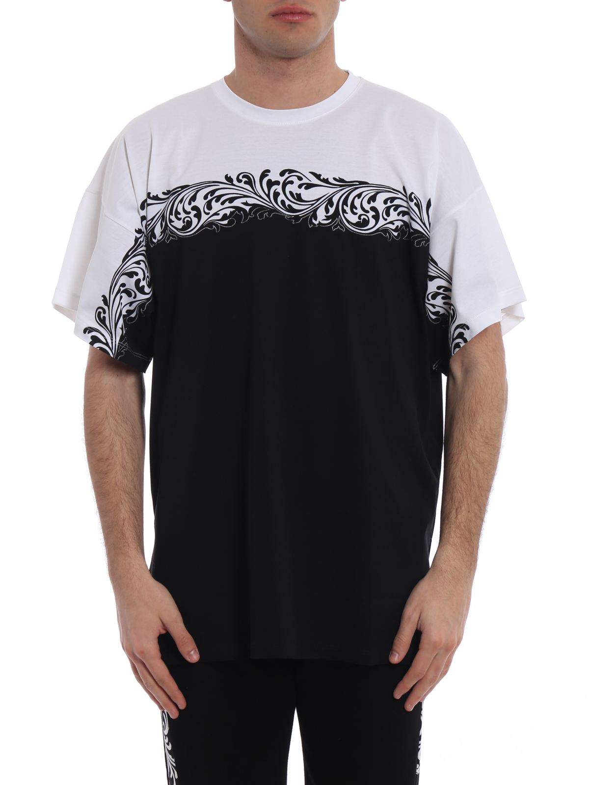 T-shirts Versace - Two-tone oversized cotton T-shirt 
