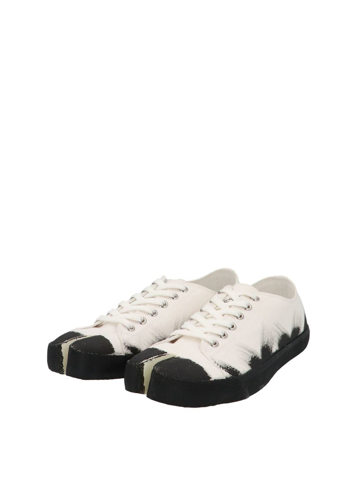 Maison Margiela - Tabi sneakers in white - trainers - S37WS0495P3719H8327