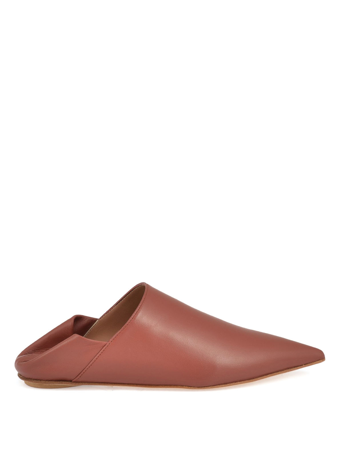 pointed leather mules