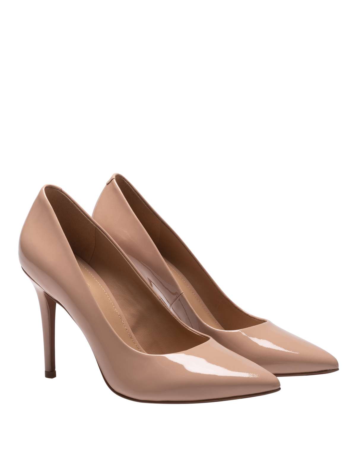 Claire nude patent leather pumps 