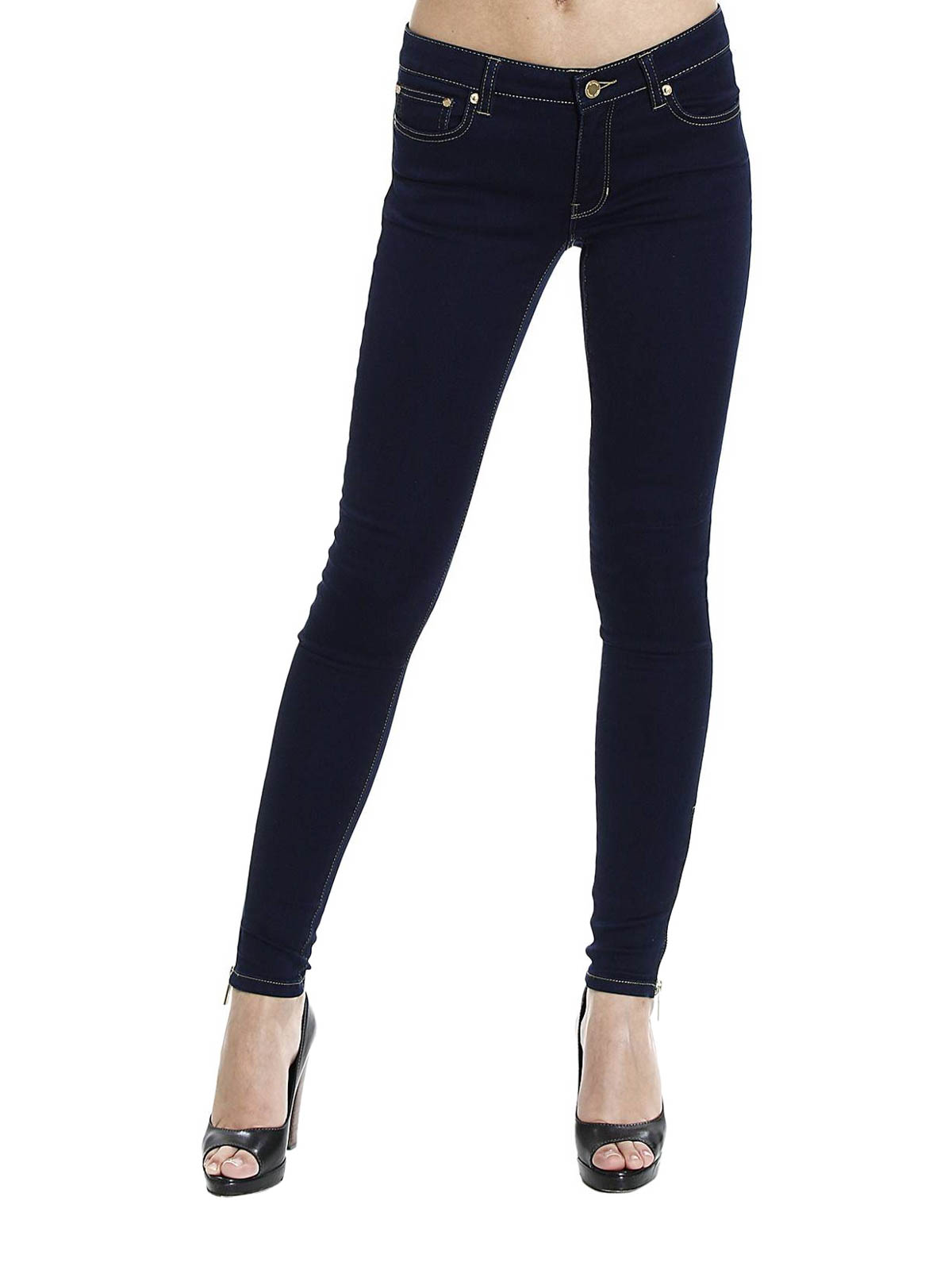 Womens jeans with back flap pockets