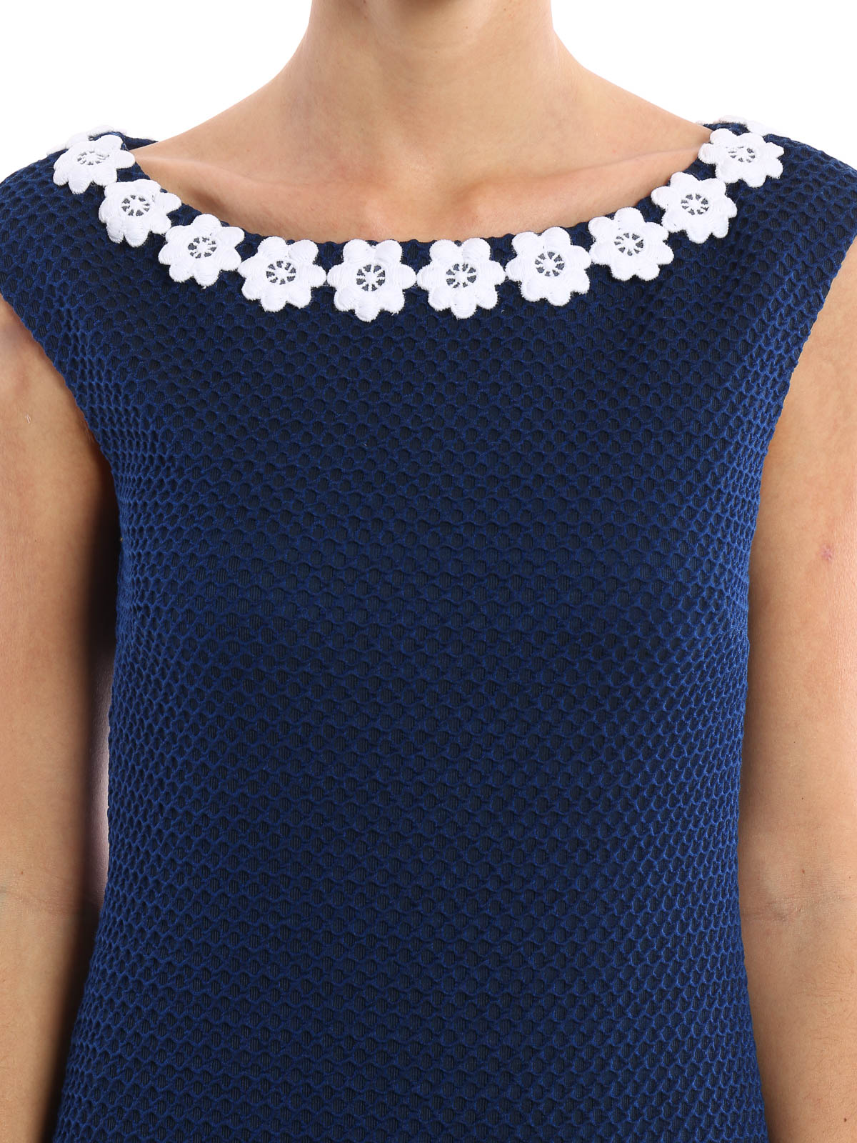 embroidered collar embroidered collar knitted dress by moschino boutique dresses ikrix embroidered collar embroidered collar knitted dress by moschino boutique dresses ikrix