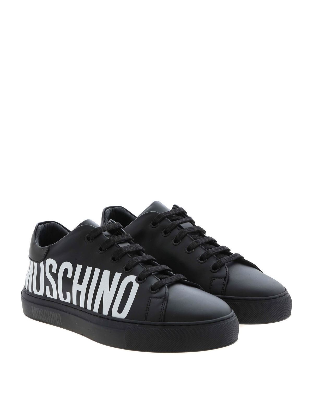 Moschino - Maxi logo print sneakers in 