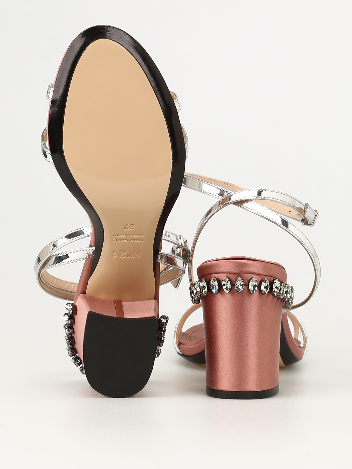 n 21 sandals